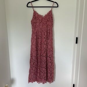 (NWOT) ASTR The Label Lace Midi Dress (M)